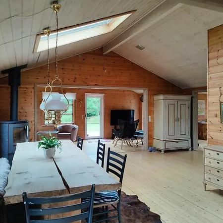 Cozy Cottage Close To Thy National Park Nyaraló